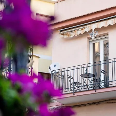 Apartment Domus Enea Taormina